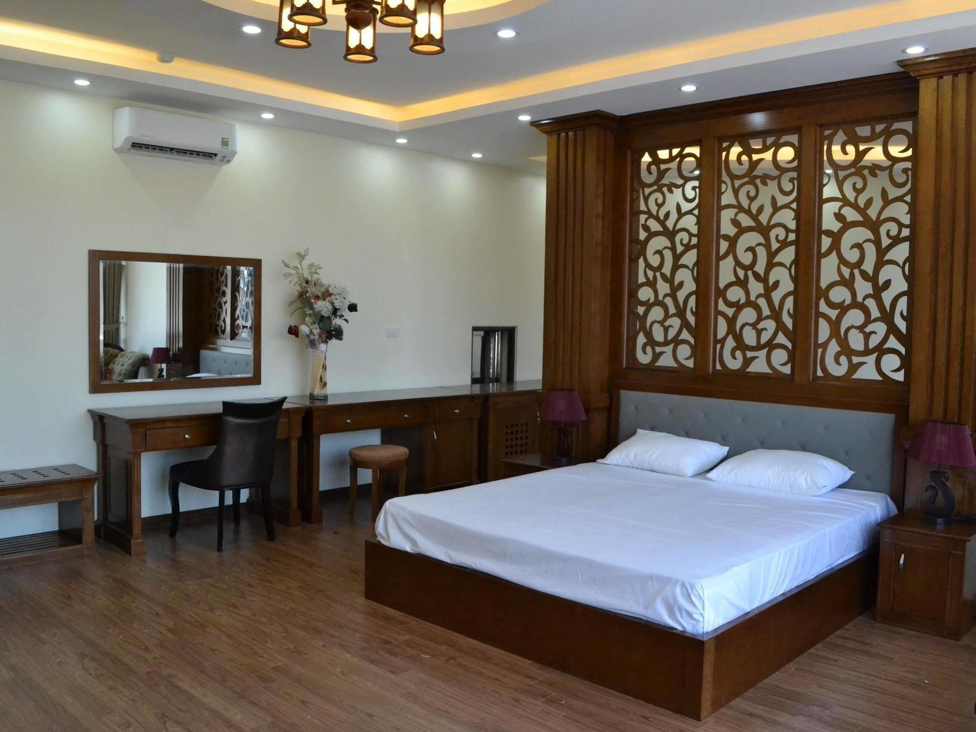 Ruby Ha Long Hotel Экстерьер фото